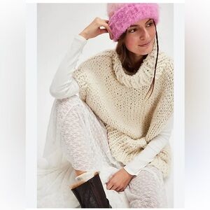 Free People Loopy Mango Polar Bear Poncho OS 100% Merino Wool Soft Oversized